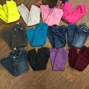 Bundle of 18 pairs of 2t jeans